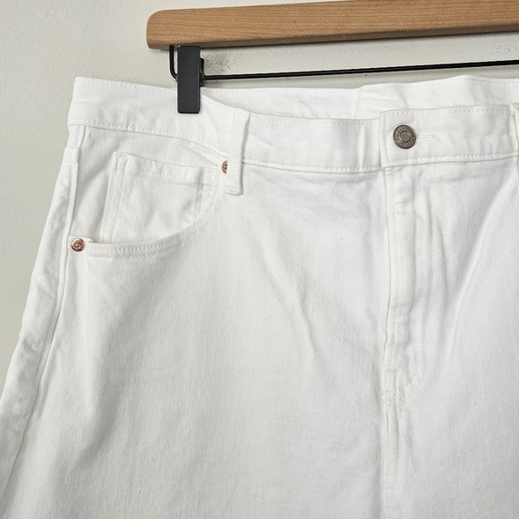 GAP High Rise Stride Wide-Leg Ankle Jeans in Optic White Size 16R - Picture 5 of 10